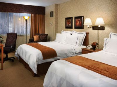 Crowne Plaza Minneapolis West By Ihg Hotel 3*